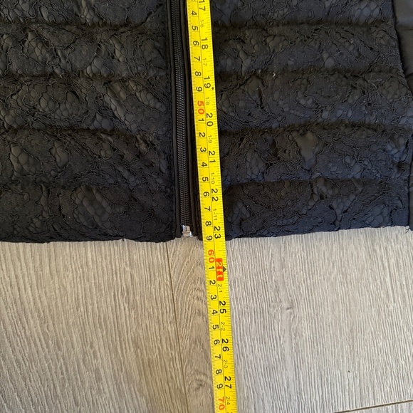 Michael Kors Puffer Coat with Lace Details - Picture 6 of 7